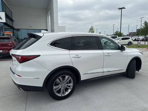 Used 2023 Acura MDX FWD image 2