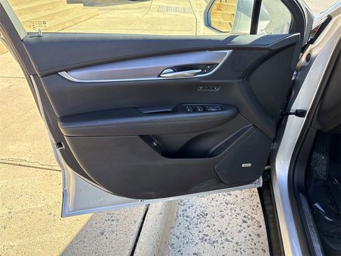 Used 2019 Cadillac XT5 Premium Luxury image 15