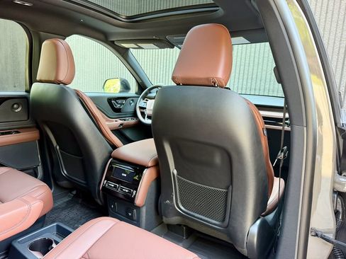 New 2026 Lincoln Aviator Reserve AWD/4WD image 25