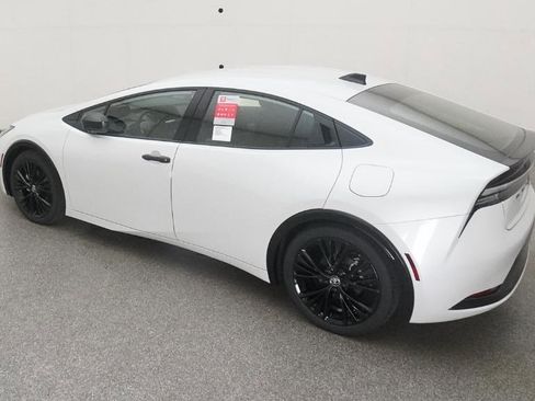 New 2026 Toyota Prius Plug-In Hybrid image 11