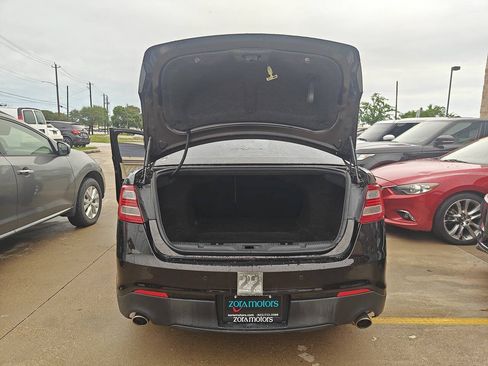Used 2013 Ford Taurus Limited FWD image 14