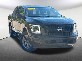 Used 2024 Nissan Titan SV w/ SV Bronze Edition Package video 2