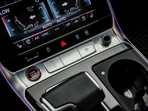 Used 2023 Audi RS 6 w/ Black Optic Package image 72