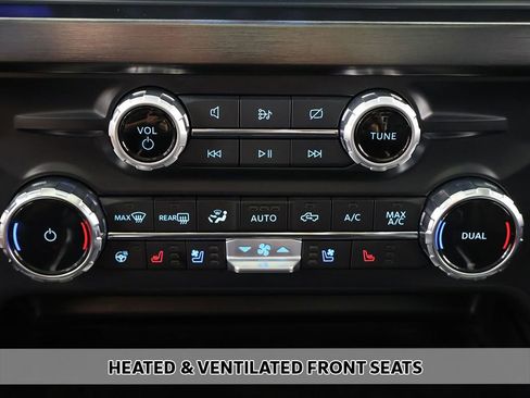Used 2023 Ford F250 Lariat w/ Lariat Ultimate Package AWD/4WD image 10