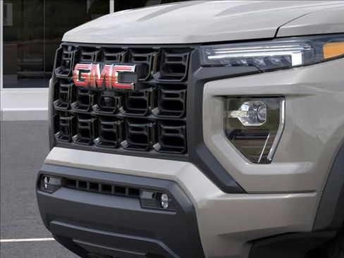 New 2026 GMC Canyon Elevation w/ Convenience Package image 16