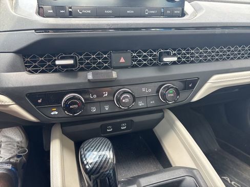 Used 2023 Honda Accord EX image 19