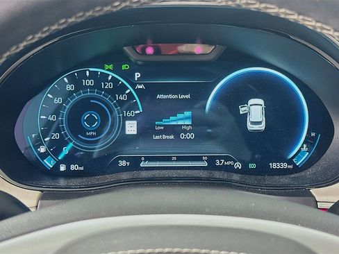 Used 2023 Genesis GV70 3.5T Sport w/ Sport Prestige Package image 25