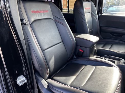 Used 2024 Jeep Wrangler Unlimited Rubicon image 58