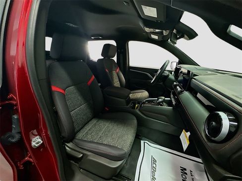 New 2024 Chevrolet Colorado Z71 w/ Z71 Convenience Package 2 image 29