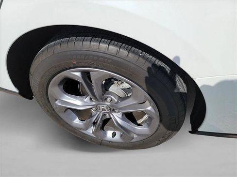 Used 2024 Honda Accord EX image 12
