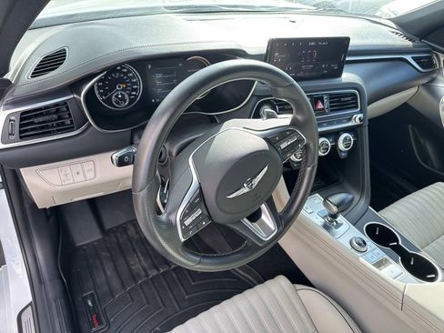 Used 2022 Genesis G70 3.3T image 17