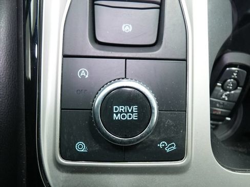 Used 2023 Ford Explorer ST-Line w/ Class IV Trailer Tow Package AWD/4WD image 33