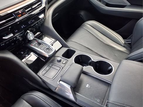 Used 2022 Acura MDX SH-AWD w/ Technology Package image 9