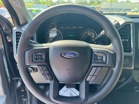 Used 2017 Ford F150 XLT image 16