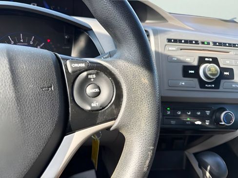 Used 2012 Honda Civic HF image 18