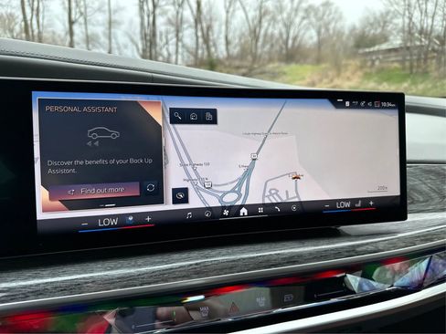 Used 2025 BMW 760i xDrive w/ Executive Package AWD/4WD image 22