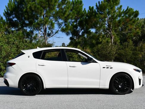 Used 2022 Maserati Levante Modena AWD/4WD image 40