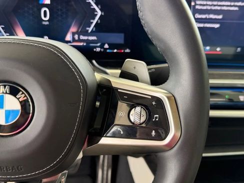 Certified 2023 BMW 740i image 24