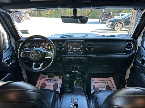 Used 2023 Jeep Wrangler Unlimited Sahara w/ Cold Weather Group image 21