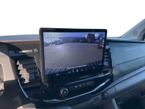 Certified 2023 Ford Transit 350 XLT image 2