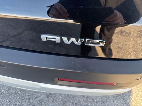 Certified 2020 GMC Acadia SLT w/ Driver Alert Package II image 6