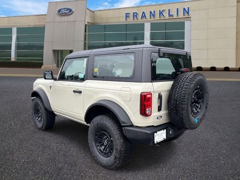 New 2026 Ford Bronco 2-Door w/ Sasquatch Package AWD/4WD image 5