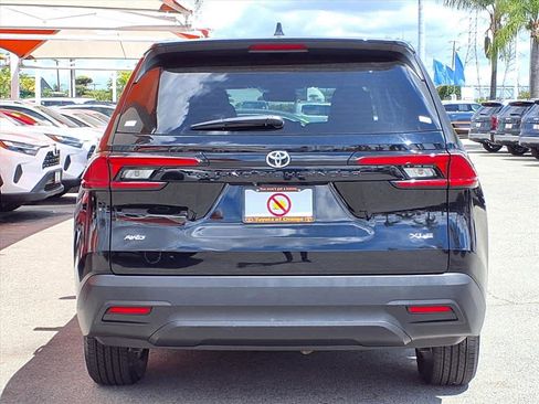 Certified 2025 Toyota Grand Highlander AWD image 5
