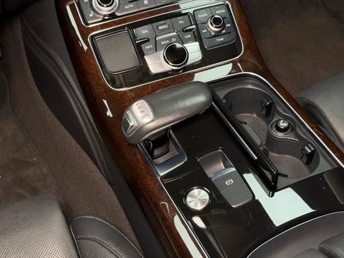 Used 2012 Audi A8 L 4.2 image 31