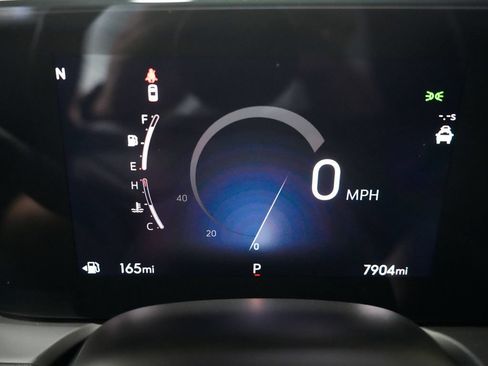 Used 2024 Buick Encore GX Preferred w/ Comfort Package AWD/4WD image 17