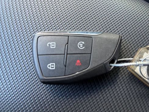 Used 2025 Chevrolet Equinox LT AWD/4WD image 22