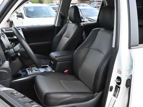 Used 2024 Toyota 4Runner SR5 Premium w/ Moonroof Package AWD/4WD image 16