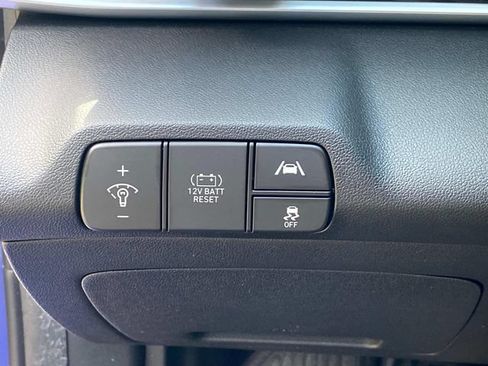 Used 2023 Hyundai Elantra Blue FWD image 15