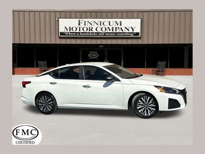 Used 2025 Nissan Altima 2.5 SV