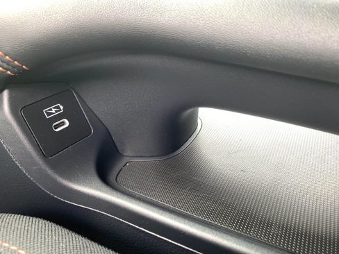 Certified 2024 Honda HR-V Sport image 32