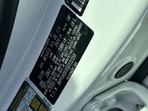 Used 2025 Kia K4 EX image 26