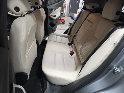 Used 2024 Buick Encore GX Avenir w/ Avenir Convenience Package image 14