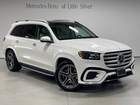 Used 2026 Mercedes-Benz GLS 450 4MATIC image 8