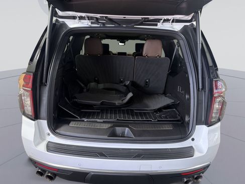 Used 2023 Chevrolet Suburban High Country w/ Advanced Technology Package image 27