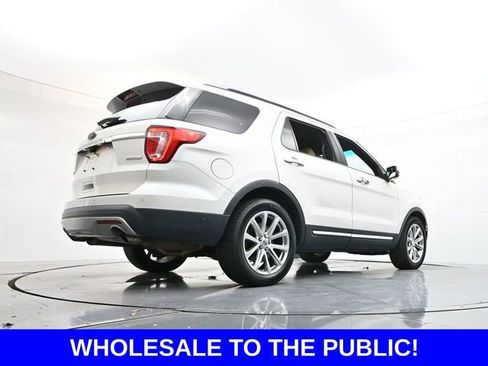 Used 2017 Ford Explorer Limited w/ Equipment Group 301A image 33