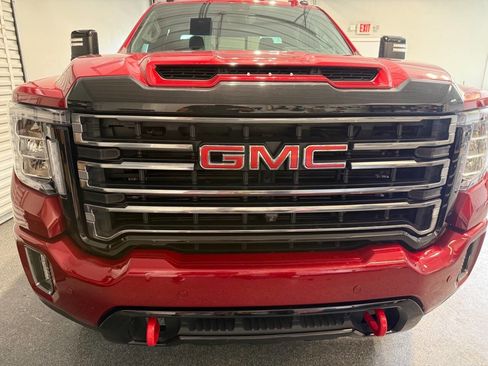 Used 2022 GMC Sierra 2500 AT4 w/ AT4 Premium Plus Package image 5