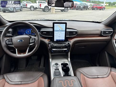 Used 2022 Ford Explorer King Ranch AWD/4WD image 24