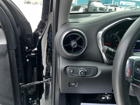 Used 2023 Chevrolet Blazer LT w/ Driver Confidence Package image 11