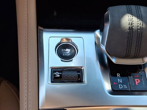 Used 2023 Jaguar F-PACE S image 26