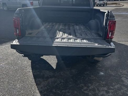 Used 2025 RAM 3500 Big Horn image 7