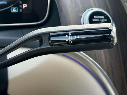 Certified 2025 Mercedes-Benz GLC 300 4MATIC image 17