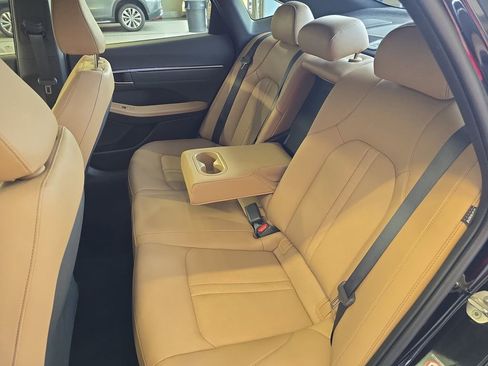 Used 2023 Hyundai Sonata Limited image 14