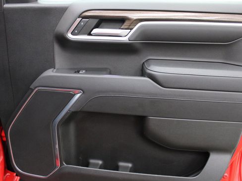 Used 2022 Chevrolet Silverado 1500 LT image 29