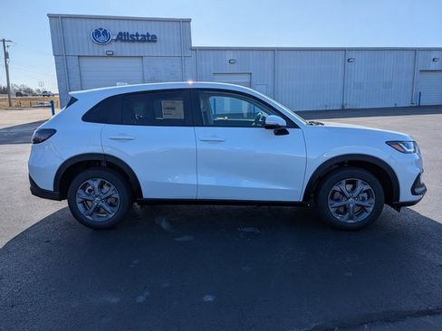 New 2026 Honda HR-V LX image 6