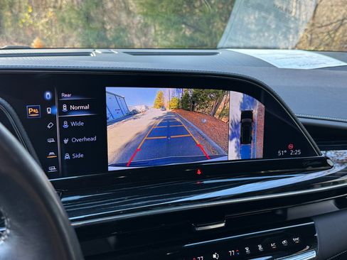 Used 2023 Cadillac Escalade ESV Sport w/ Touring Package image 34