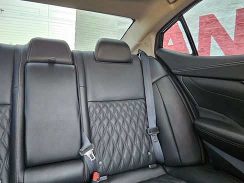 Used 2023 Nissan Maxima Platinum w/ Sport Mat Group FWD image 26